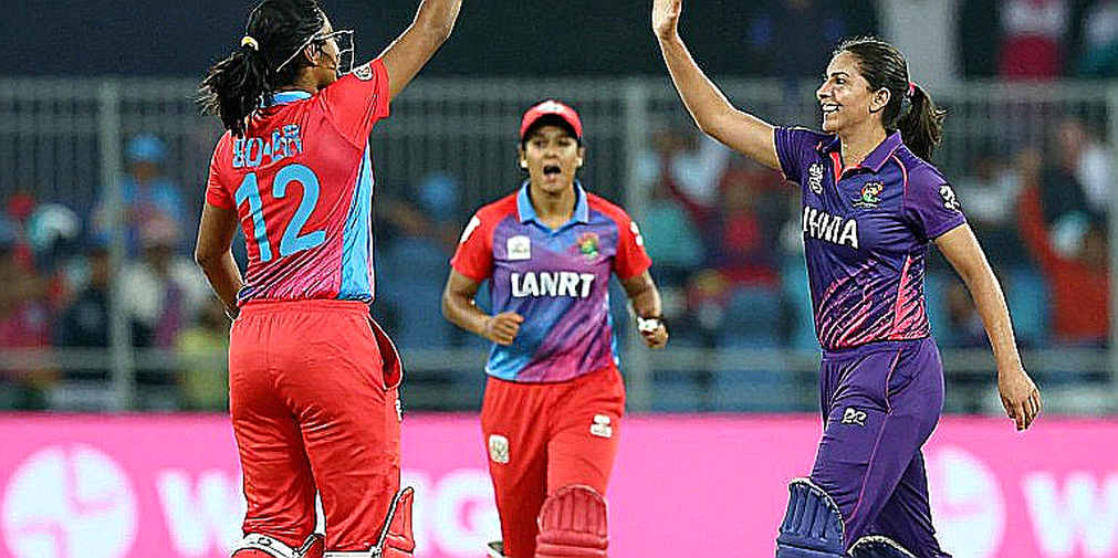 ৩৭ রানের জয়, ৩৫ শতাংশ নির্ভরতা: রাওয়ালপিন্ডিতে পাকিস্তানের স্কোরলাইন যে গল্প ঢেকে রাখল