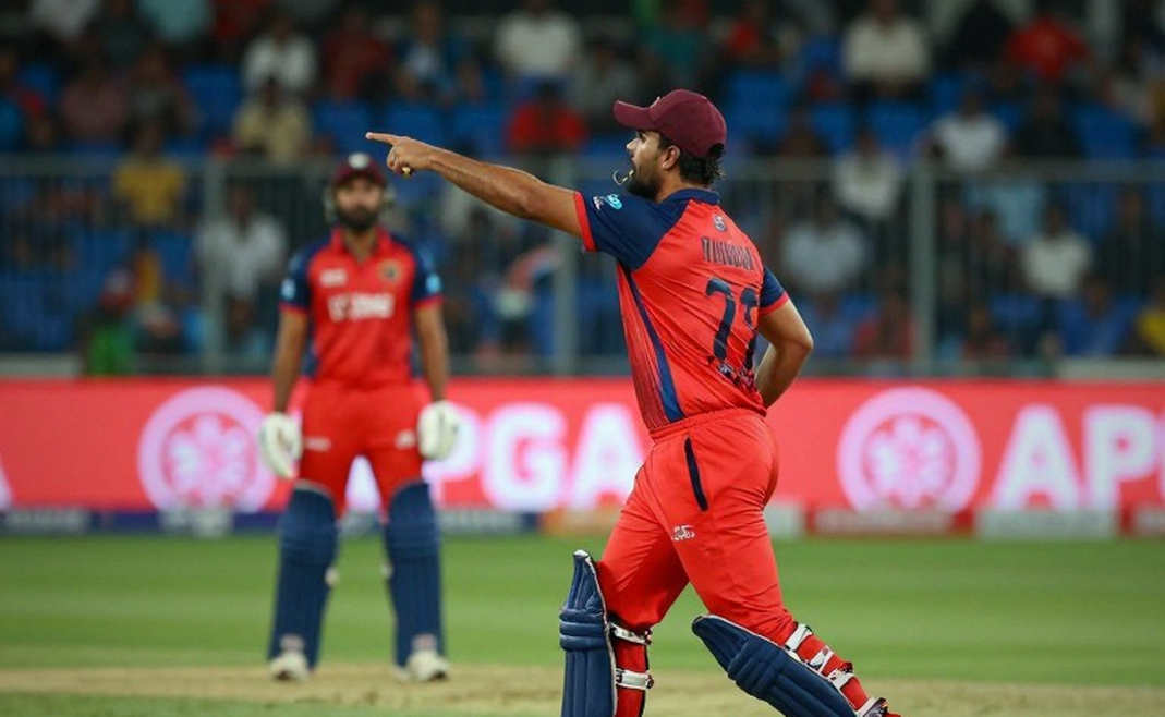 চ্যাম্পিয়ন্স লিগ টি-টোয়েন্টি আর ফিরবে না: যে ফাটলটা আইসিসির ক্যালেন্ডারে চিরস্থায়ী চ্যাম্পিয়ন্স লিগ টি-টোয়েন্টি আর ফিরবে না: যে ফাটলটা আইসিসির ক্যালেন্ডারে চিরস্থায়ী