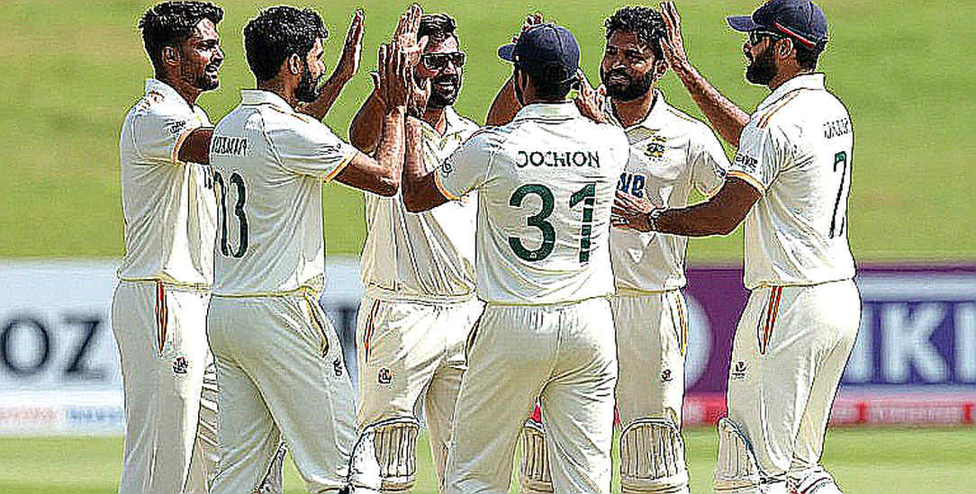 ষাট সেকেন্ডের আইন: স্টপ ক্লক, ডিআরএস আর ক্রিকেটের সময়-খাতা