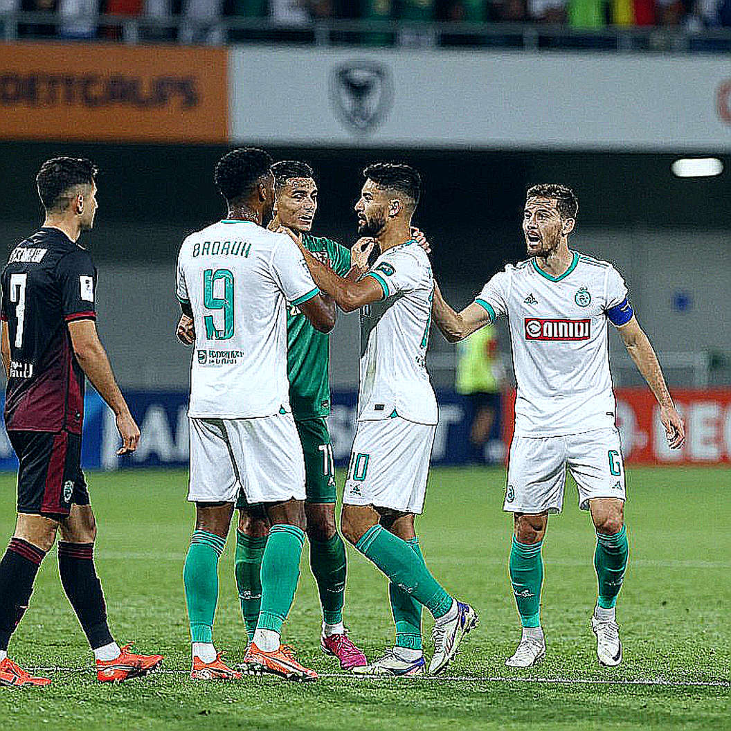 ক্লজের হৃদস্পন্দন: চালকোর বাড়ি-ফেরত ফাইলটি কেন ফুটবলের লেবেল পরে এসেছিল ক্লজের হৃদস্পন্দন: চালকোর বাড়ি-ফেরত ফাইলটি কেন ফুটবলের লেবেল পরে এসেছিল
