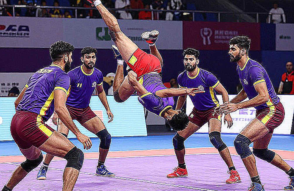 ৩৭-২১ ব্যবধান যেটা ভারতকে অপরাজেয় বানায় না: এশিয়ান গেমস ২০২৬ কাবাডিতে তিন অল-আউট, দুই সুপার ট্যাকল আর একটি বিভ্রান্তিকর স্কোরলাইন