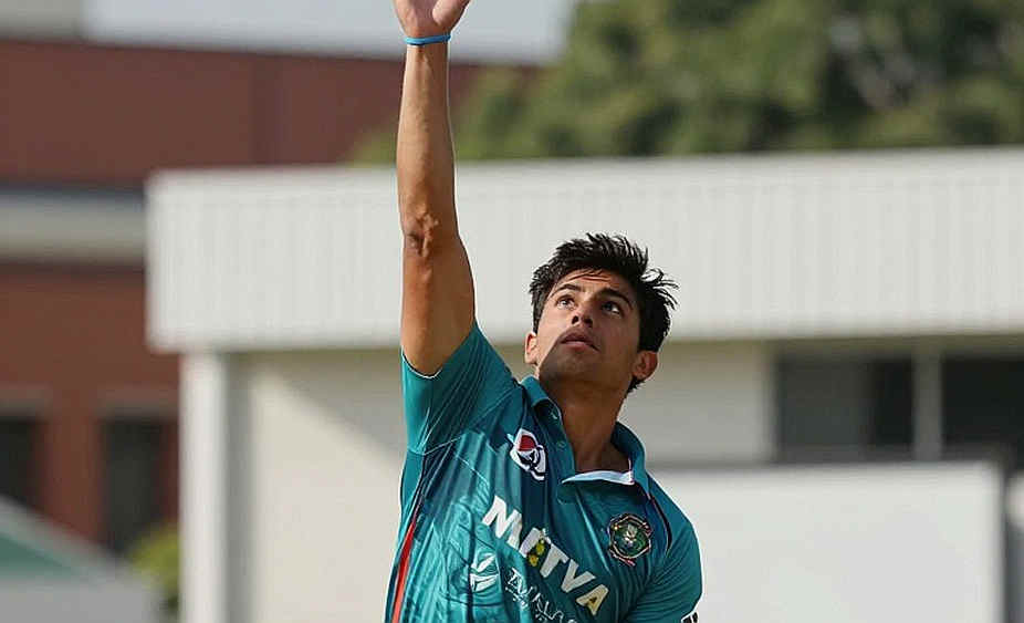 Empty Grid, Full Notebook: Accounting for the Lost Data of Asian Cricket's Next Generation Empty Grid, Full Notebook: Accounting for the Lost Data of Asian Cricket's Next Generation