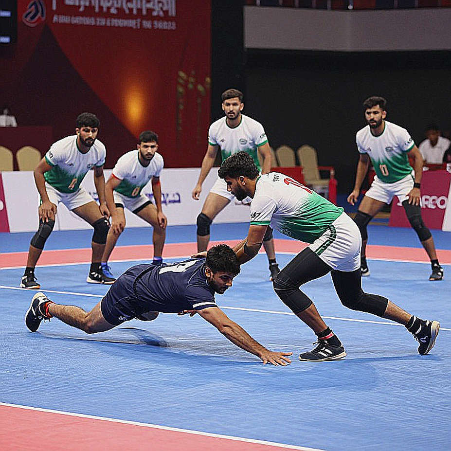 ৬৩-৩১ স্কোরটা ভারতের শক্তির প্রমাণ নয়, বরং ডিফেন্সের প্রশ্নচিহ্ন — বাংলাদেশ ম্যাচের আগে যা কেউ দেখছে না